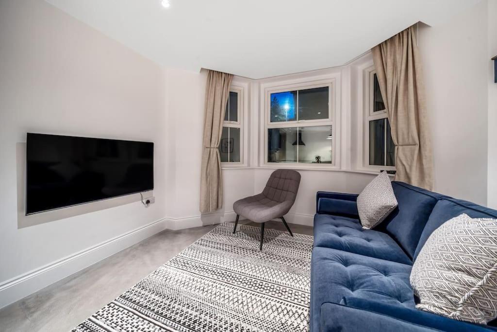 Trendy 2 Bedroom 2 Bathroom Apartment Minutes From Seafront In St Leonard'S Hastings St Leonards-on-Sea Bagian luar foto